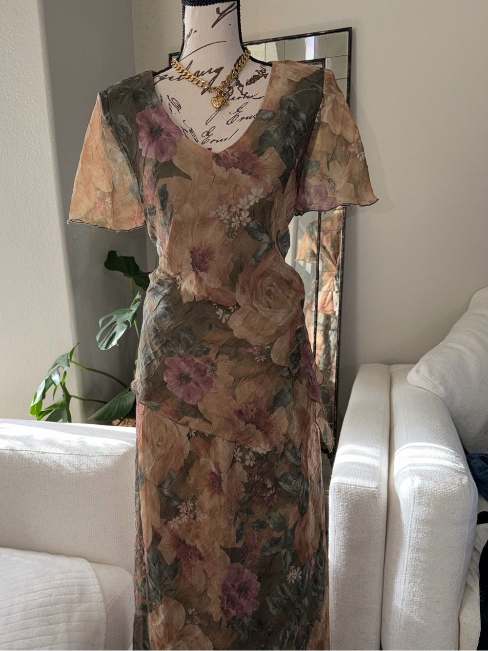 Vintage Floral Layered Skirt set - Picture 2 of 16
